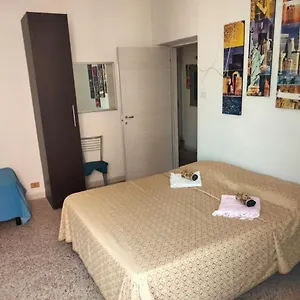 Central Station Low Cost Appartement